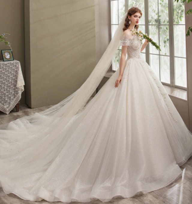 高品質！ ウエディングドレス  3D立体レース刺繍  華やか  憧れの花嫁ドレス