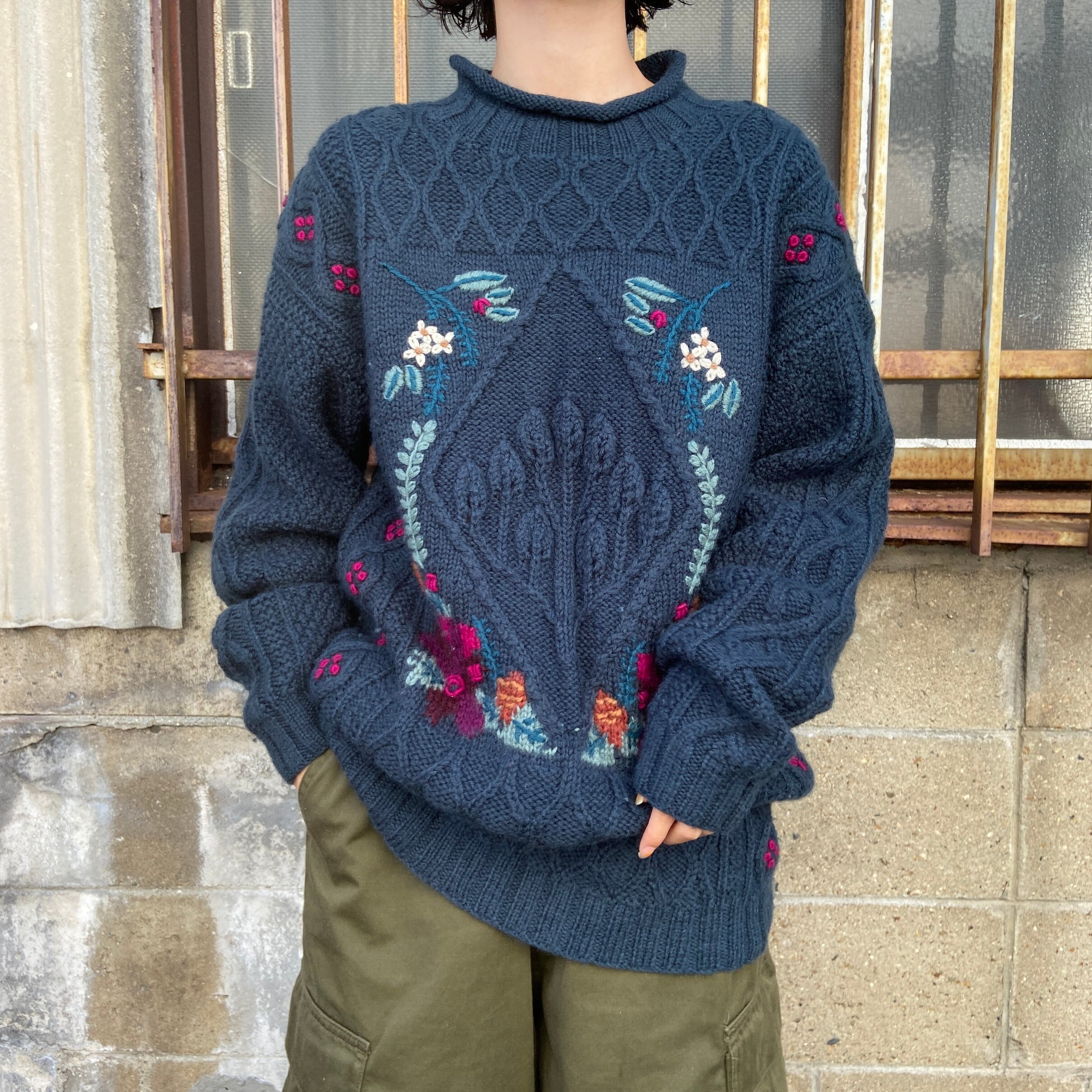 【ウール100%】 90s レディース セーター L 刺繍 カジュアル 希少