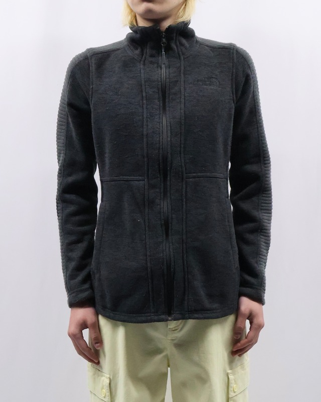 "THE NORTH FACE" pattern fleece jacket