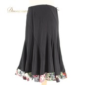 社交ダンス 衣装 スタンダード ラテン スカート レッスンウェア 黒 ブラック系 gentil ジャンティ 花柄 練習着 シンプル シック かわいい スカート フレア スパンデックス ショートレングス スタイリッシュ おしゃれ ダンスレッスン パーティー 衣装 ポリエステル 伸縮性 柔らかい コーディネート おすすめ 女性用 ブラックドレス ガーデンパーティー フラワープリント