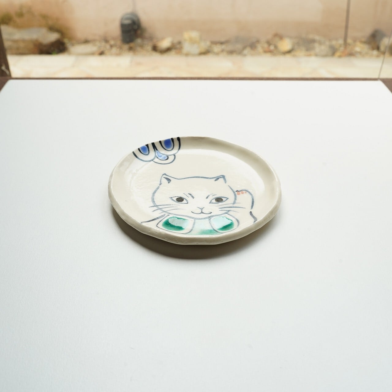 陶彩工房Canoe】まねきねこ豆皿 C | ろにせら ギャラリーと雑貨のお店