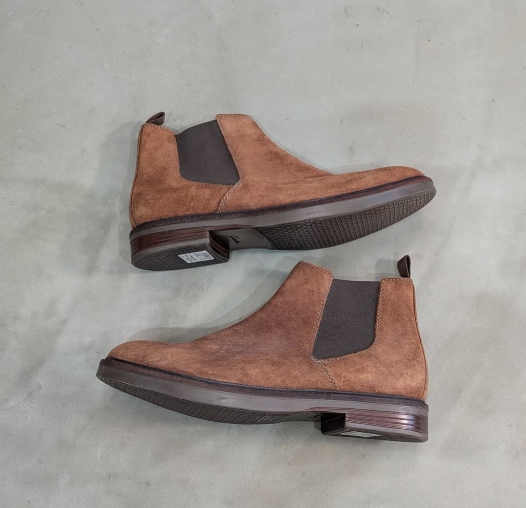 clarks paulson up chelsea boots 小岩店