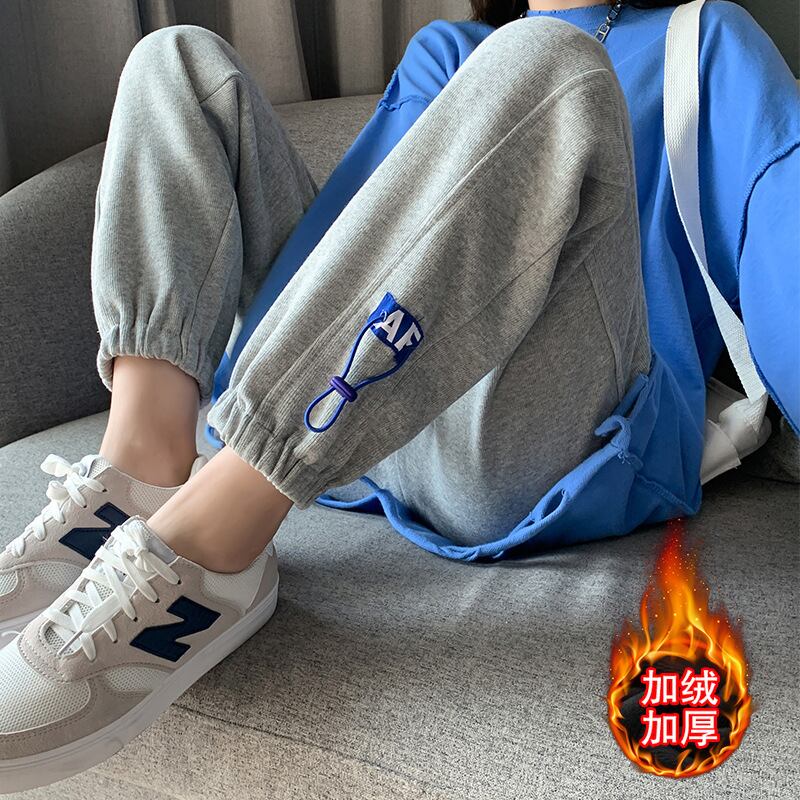 【新作】【送料無料】 グレーのスウェットパンツの女性のズボン春と秋のルーズカジュアルな秋と冬のベルベットのスウェットパンツワイドレッグレギンス 0324745233198