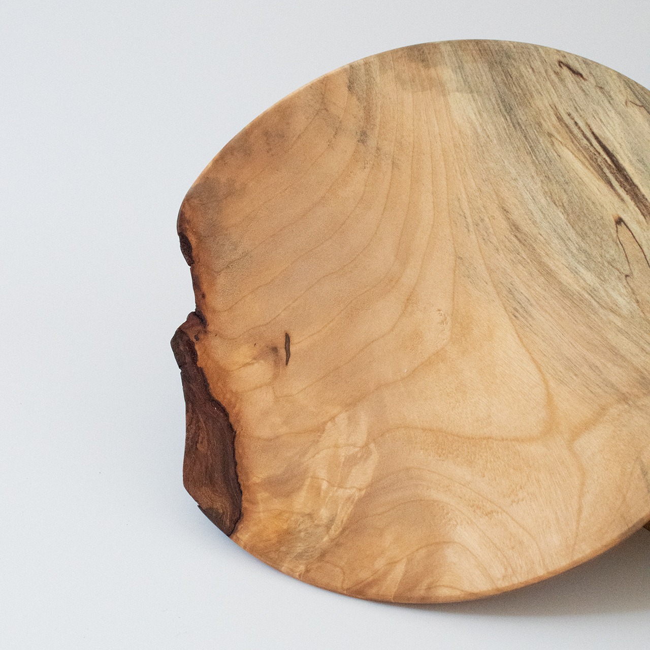 銘木のパン皿｜語りかける余白｜栃