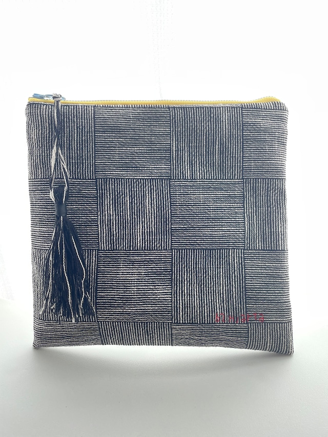 62hjarta あじろ織スクエアポーチ　黒白