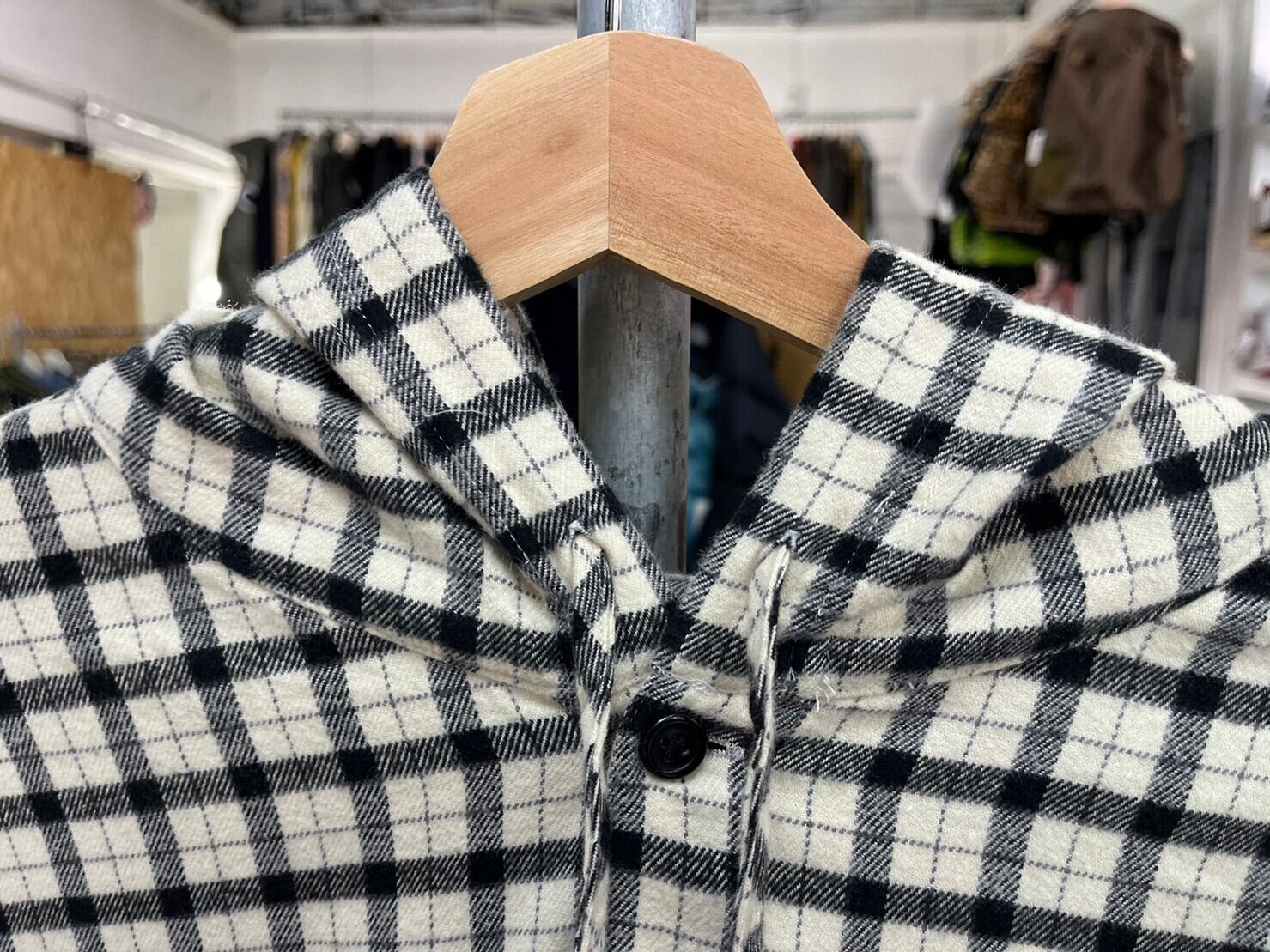 Supreme MINI PLAID HOODED SHIRT WHITE XL 13143 | BRAND BUYERS OSAKA 