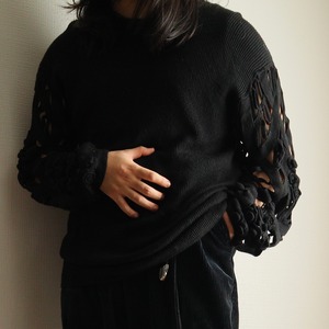 "New wool" beautiful design arms sweater