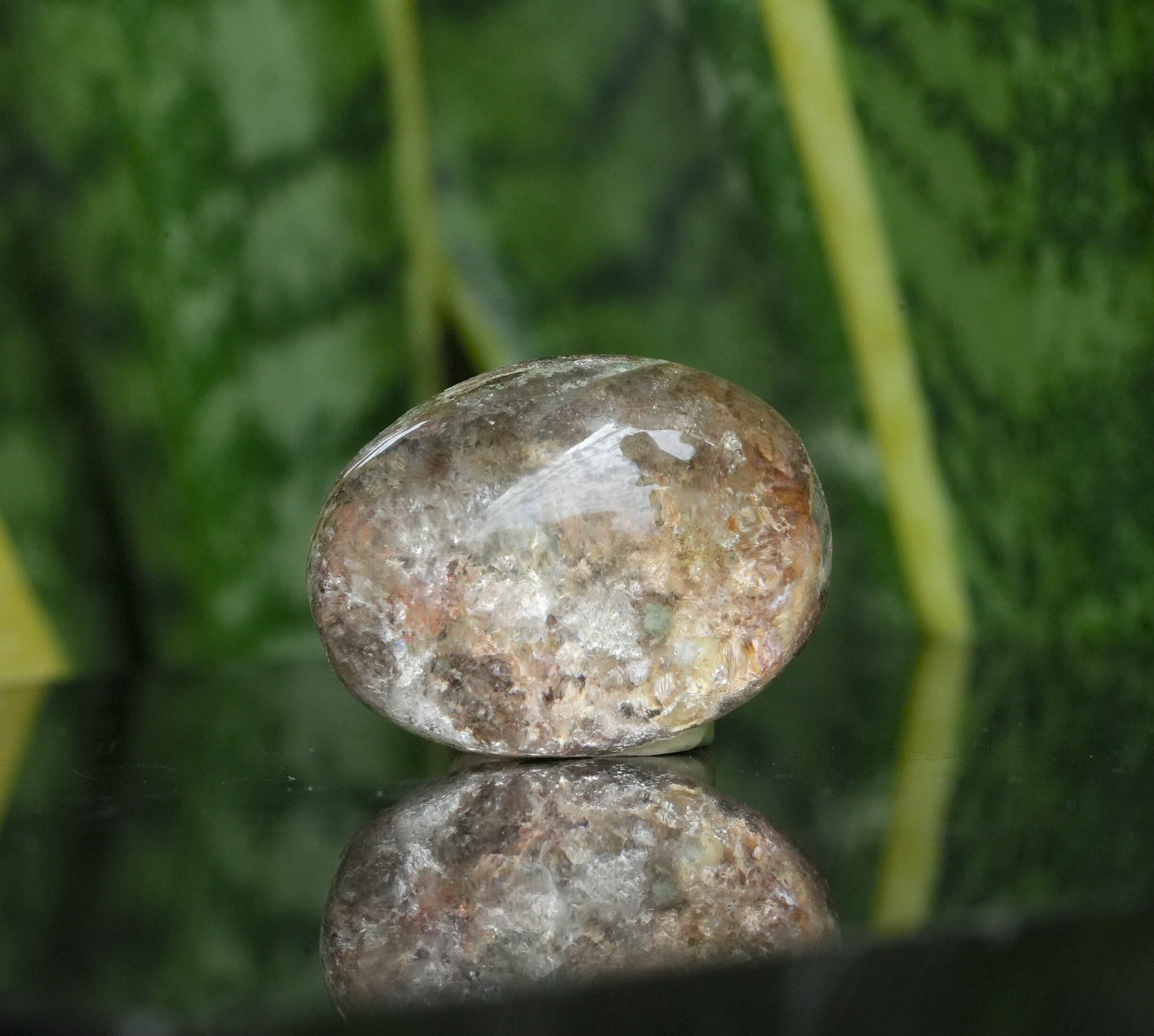 ガーデンクォーツ 彩の花 s1624 | Funky garuda Stone (ファンキー