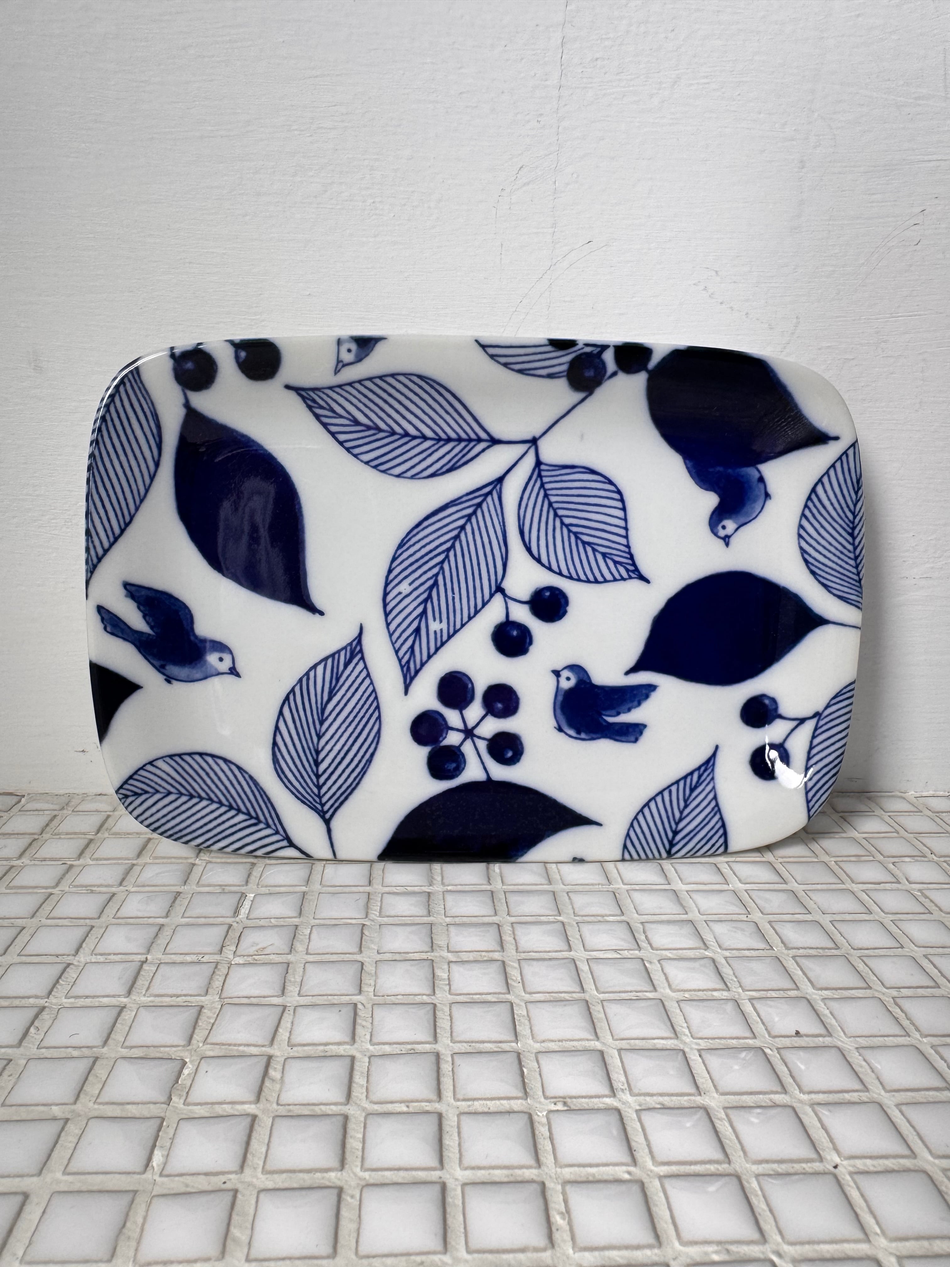 珉平焼 黄釉浮彫龍紋小判皿 c | fave