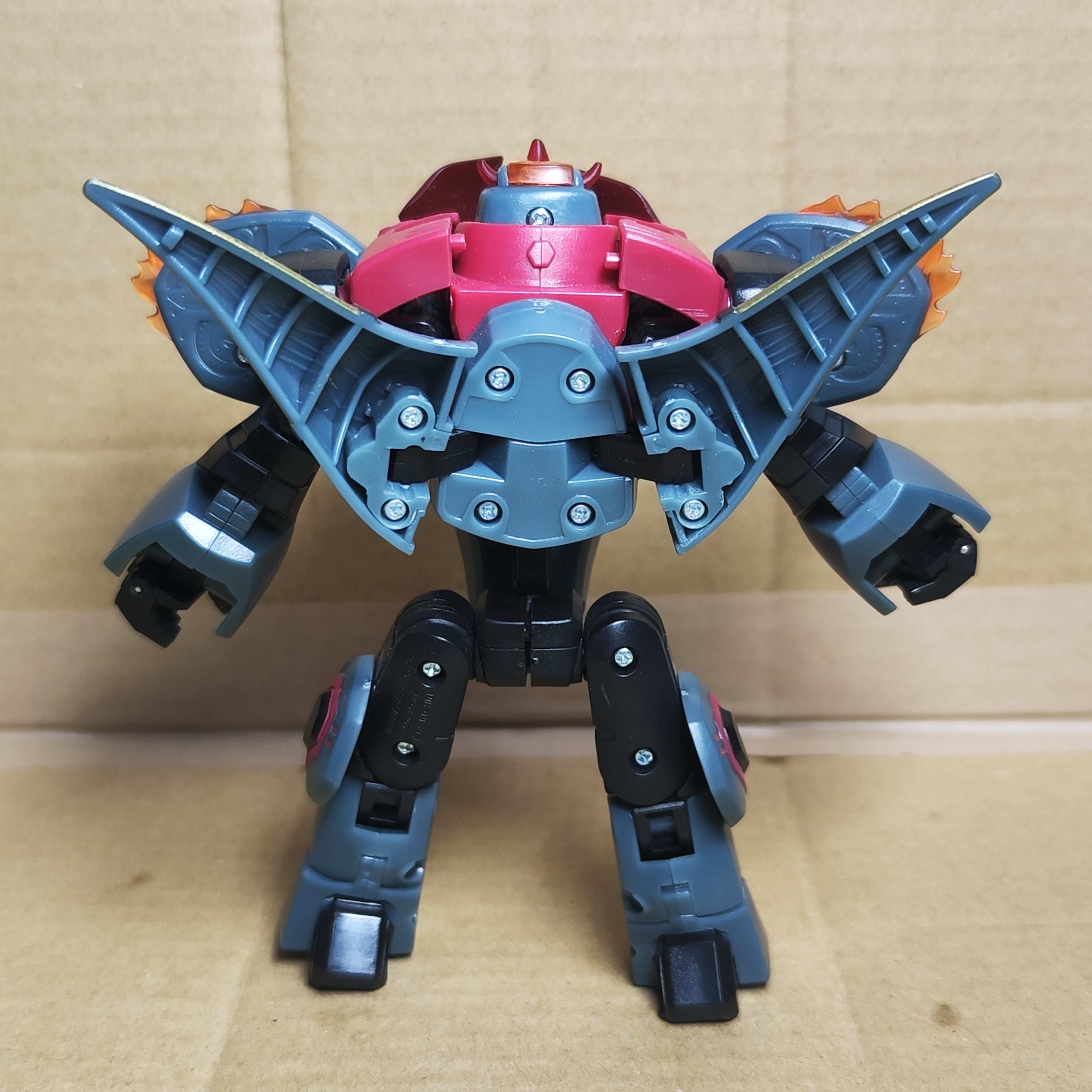 欠品あり】トランスフォーマーアニメイテッド スナール | パペランポロプス