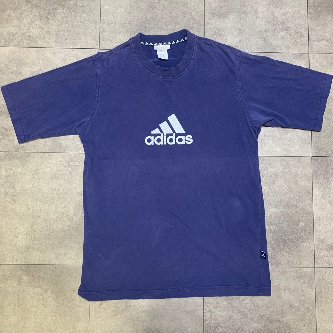 USA製　ビンテージ品　adidas ネイビー シャツ Lサイズ 古着通販 古着 アディダス adidas 半袖 ビンテージ Tシャツ キッズ