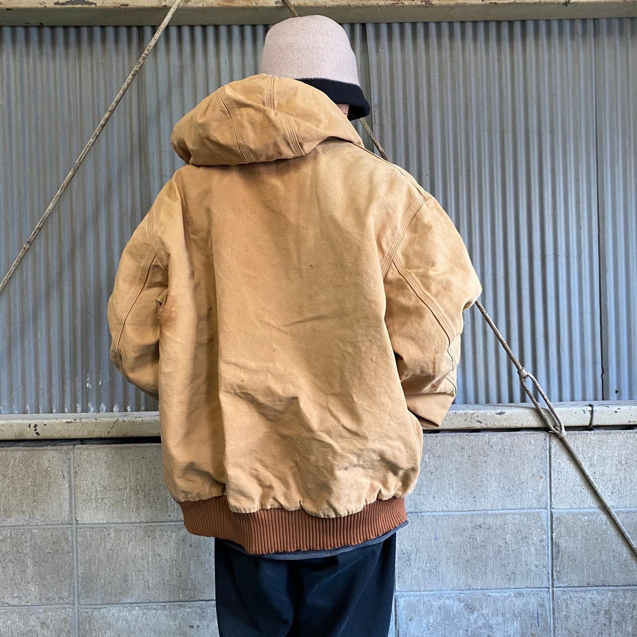 90年代 Carhartt カーハート アクティブジャケット メンズXL 古着 90S ビンテージ ヴィンテージ ダック地 ワークジャケット  アクティブパーカー 中綿入りキルティングライナー フルジップパーカー ベージュ【ワークジャケット】 | cave 古着屋【公式】古着通販サイト  powered