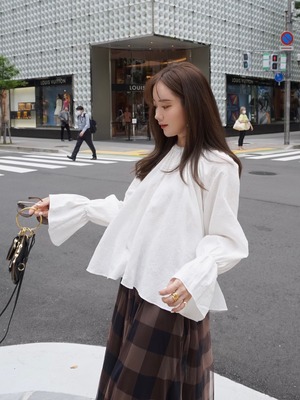 candy sleeve blouse / off white 9/29 21:00 ～ 再販 (即納)