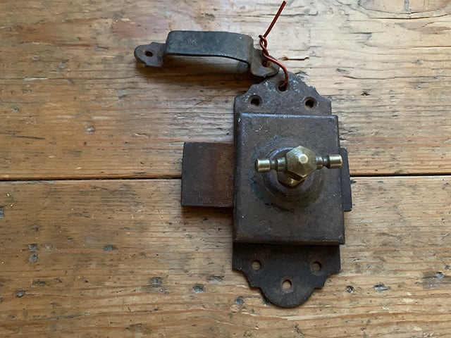 シックな雰囲気のラッチ / スライドロック(A)フレンチアンティーク