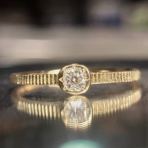 LM7266  K10ダイヤモンドピンキーリング