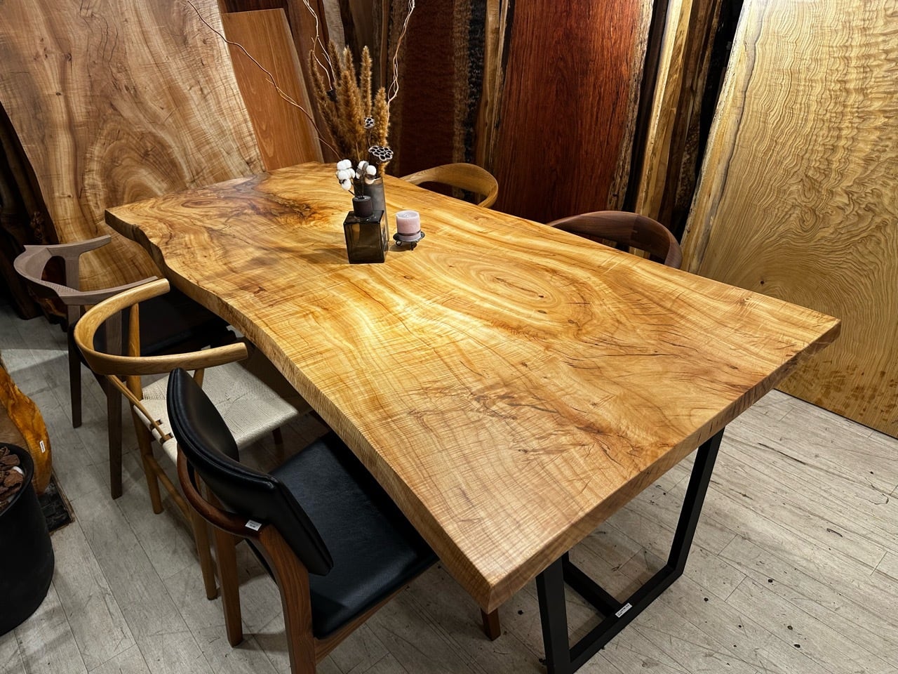 楠（クス）_2200×890-970-1050×50_浅草本店_テーブル天板/一枚板