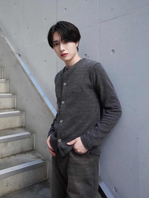 【ALUDE SELECT】Elagant crewneck knit cardigan(2color)