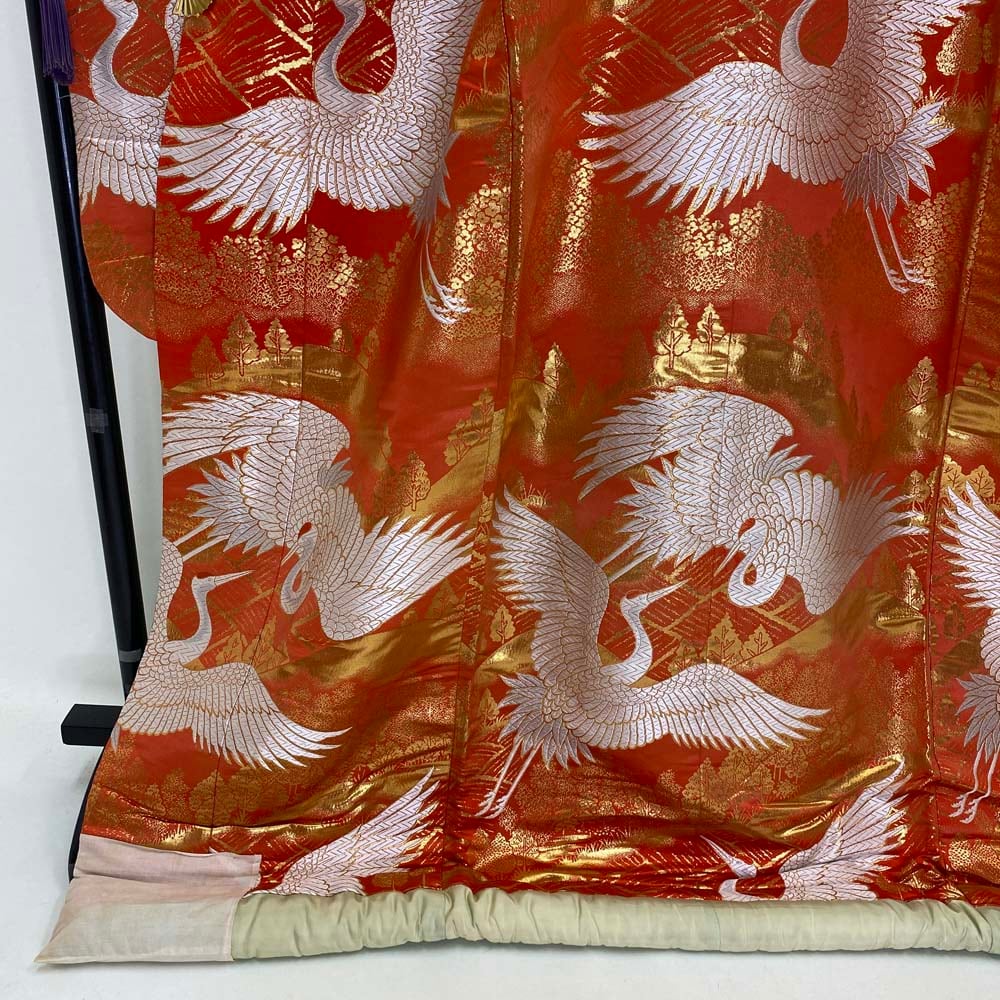 色打掛 正絹 鶴 刺繍 金 打掛 花嫁衣裳 婚礼 リサイクル 中古