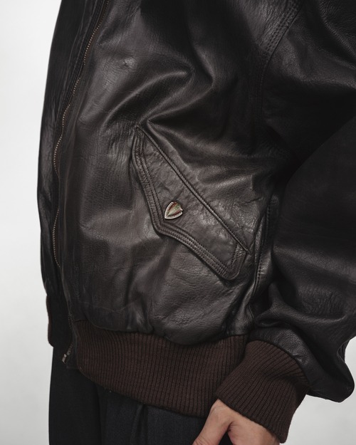 [1980’s] "HUGO BOSS"  Cow Leather Bomber Jacket (Made in Italy)