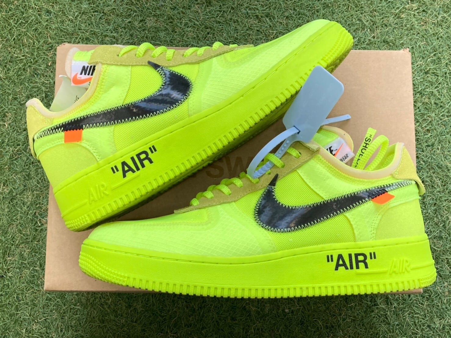 Off-White × Nike The 10 Air Force 1 Low