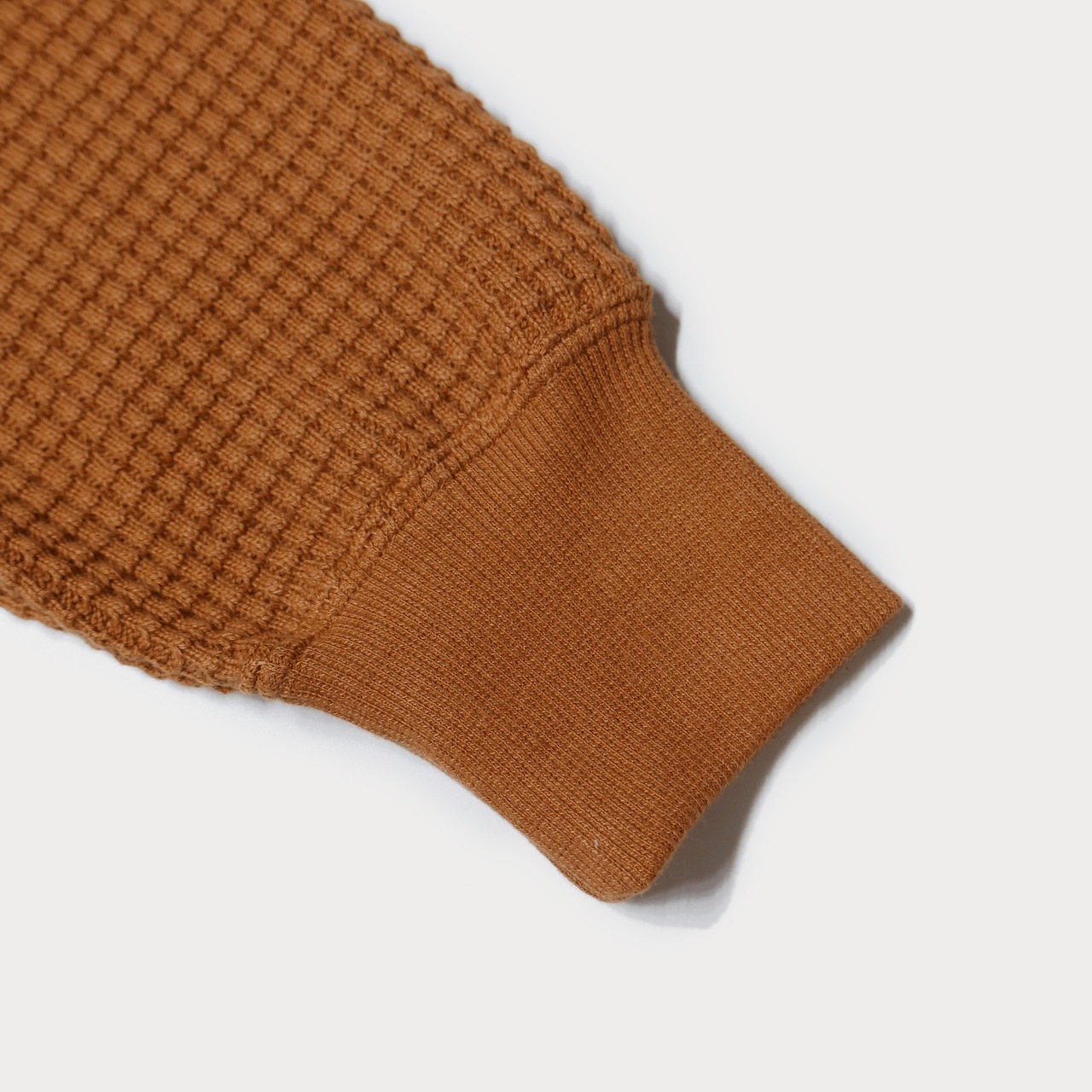 ( BROWN ) COMFORT WAFFLE LONG SLEEVE TEE