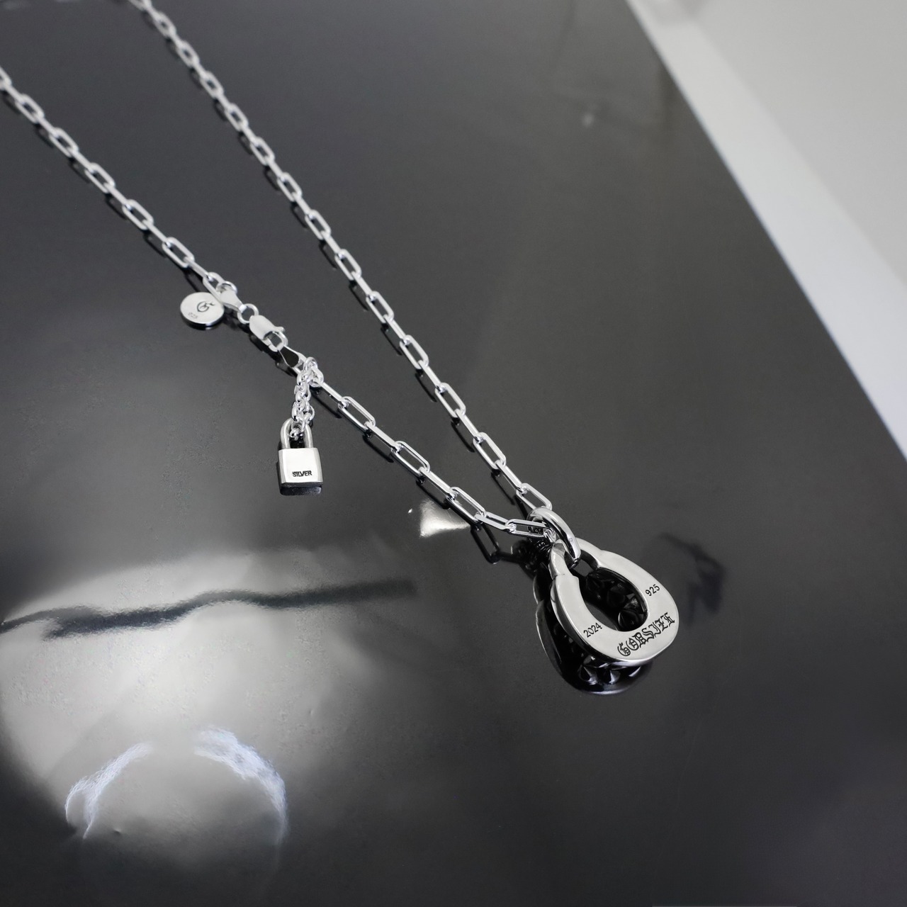 SHARK TEETH HORSESHOE 4C #1 NECKLACE / シャークトゥースホースシュー4C #1 ネックレス