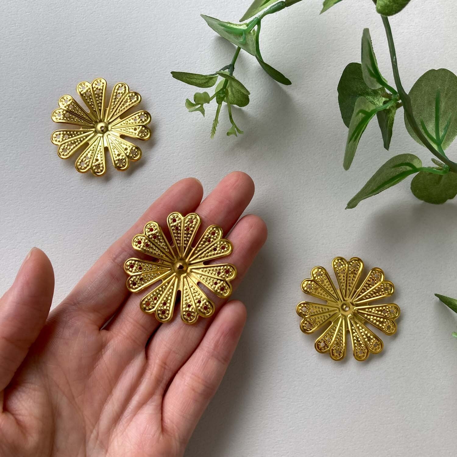ハート7弁花メタルパーツ | Dua-アクセサリーパーツショップ