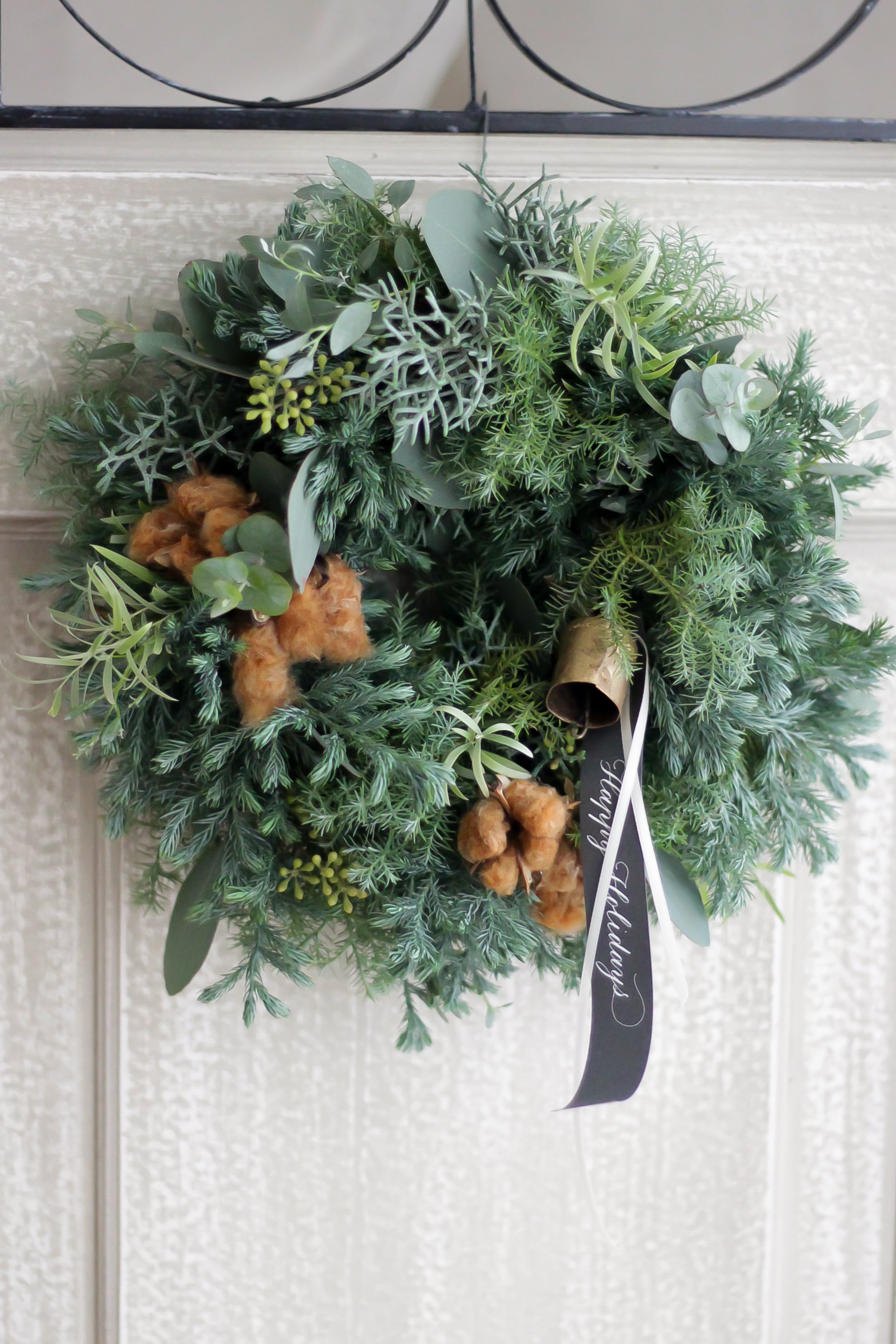 クリスマスリース　フレッシュ chiristmas wreath フレッシュクリスマスリース🎄 深い緑の香りが静か