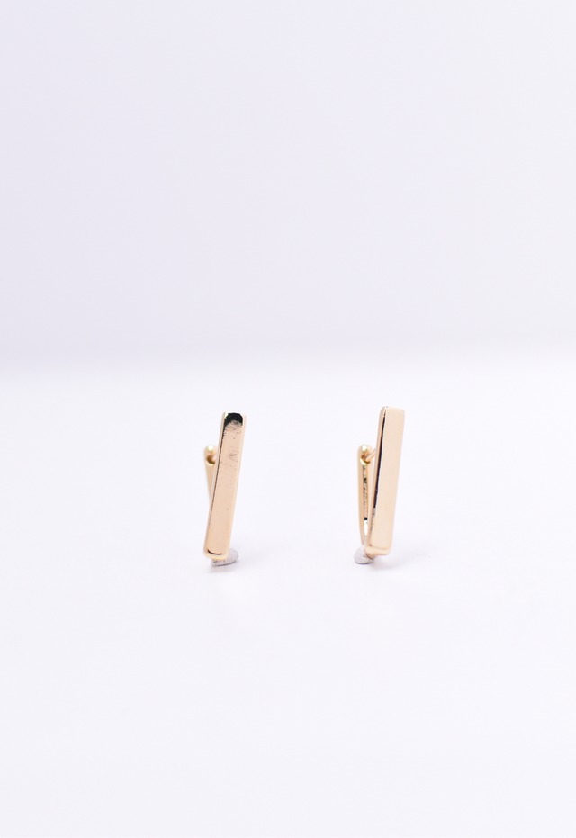 stick pierce /gold