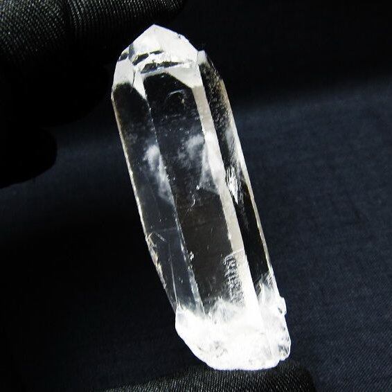 水晶 原石 アーカンソー産 一点物 171-7113