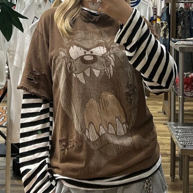 【LOONEYTUNES/ルーニーチューンズ】リメイクTシャツ