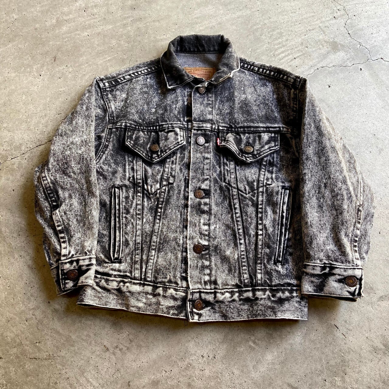 【kids】USA製 80年代 ヴィンテージ Levi's ケミカルウォッシュ リーバイス ブラック デニムジャケット SMALL 5歳〜6歳 古着  トラッカージャケット 80s ビンテージ 黒【デニムジャケット】【WS2202-15】【2203AL15】 | cave 古着屋【公式】古着通販サイト