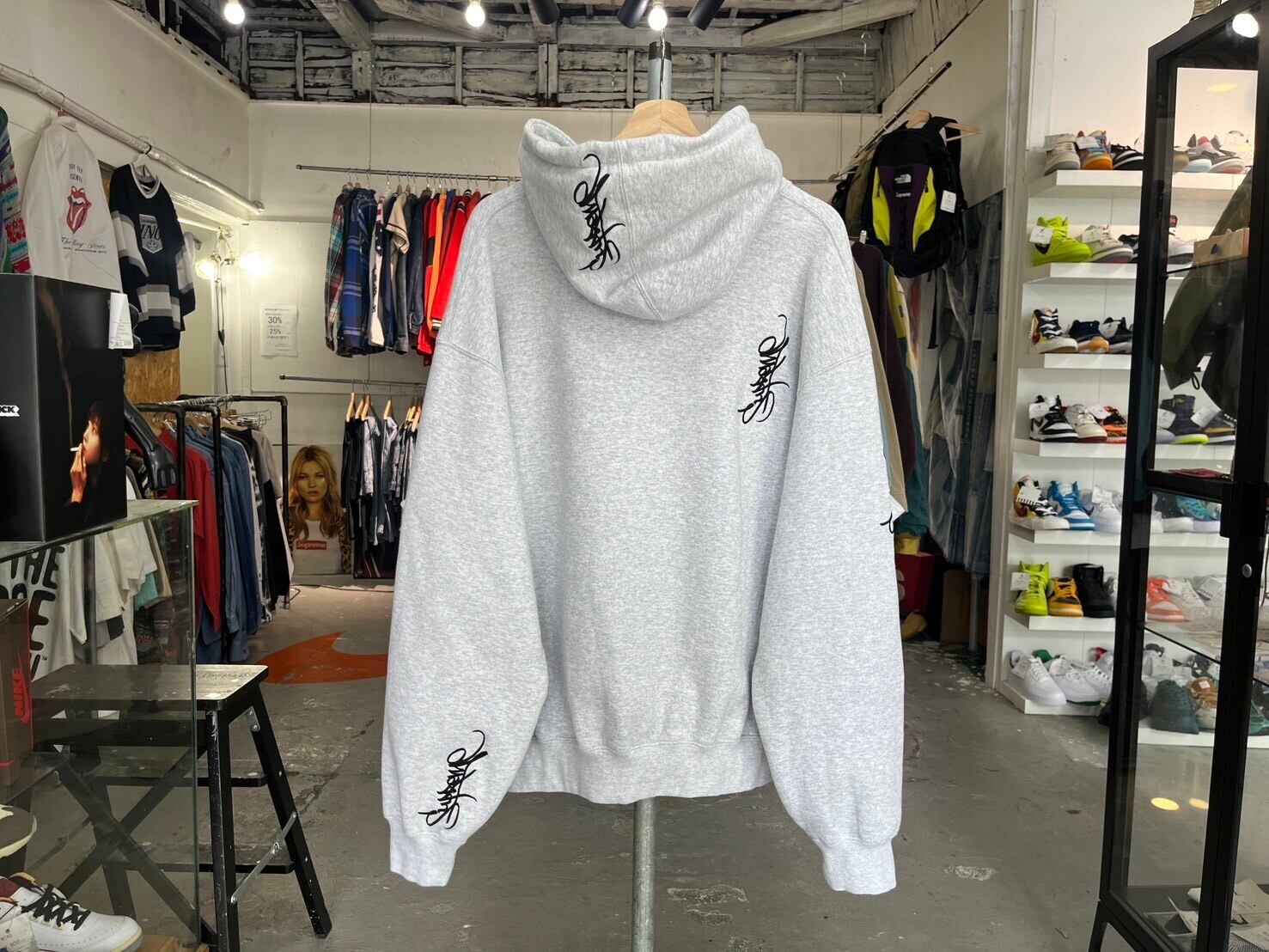 Supreme TAG HOODED SWEATSHIRT ASH GREY XL 49184 | BRAND BUYERS OSAKA