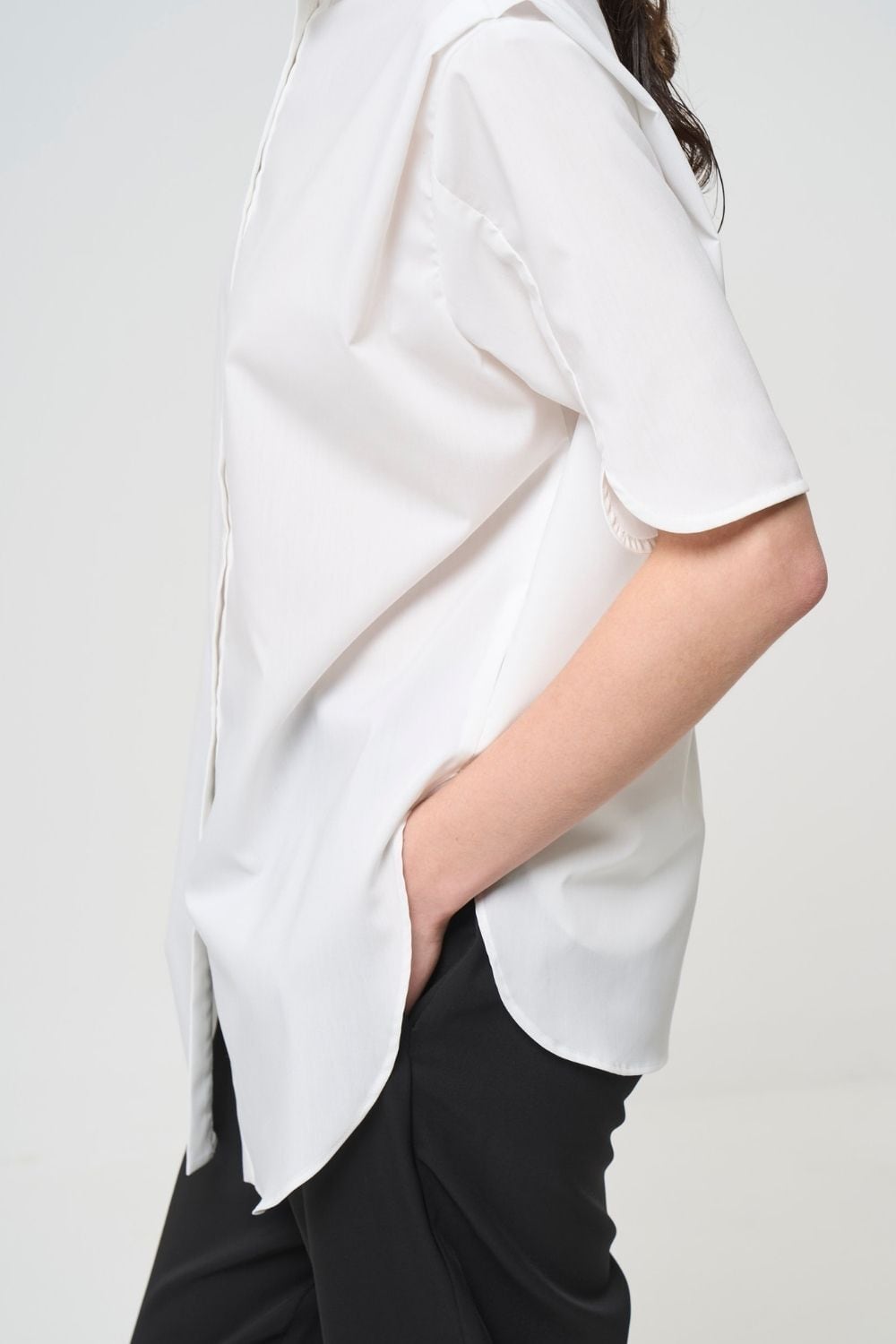 3/10発売開始 / 2way Collar Blouse - WHITE | seven dot - ライフ
