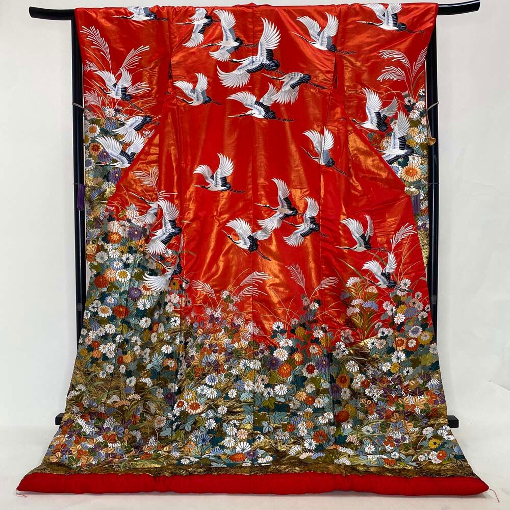 色打掛 正絹 鶴 刺繍 赤 打掛 Lサイズ 裄67 花嫁衣裳 婚礼 リサイクル 中古 ブライダル ウエディング 着物 3953