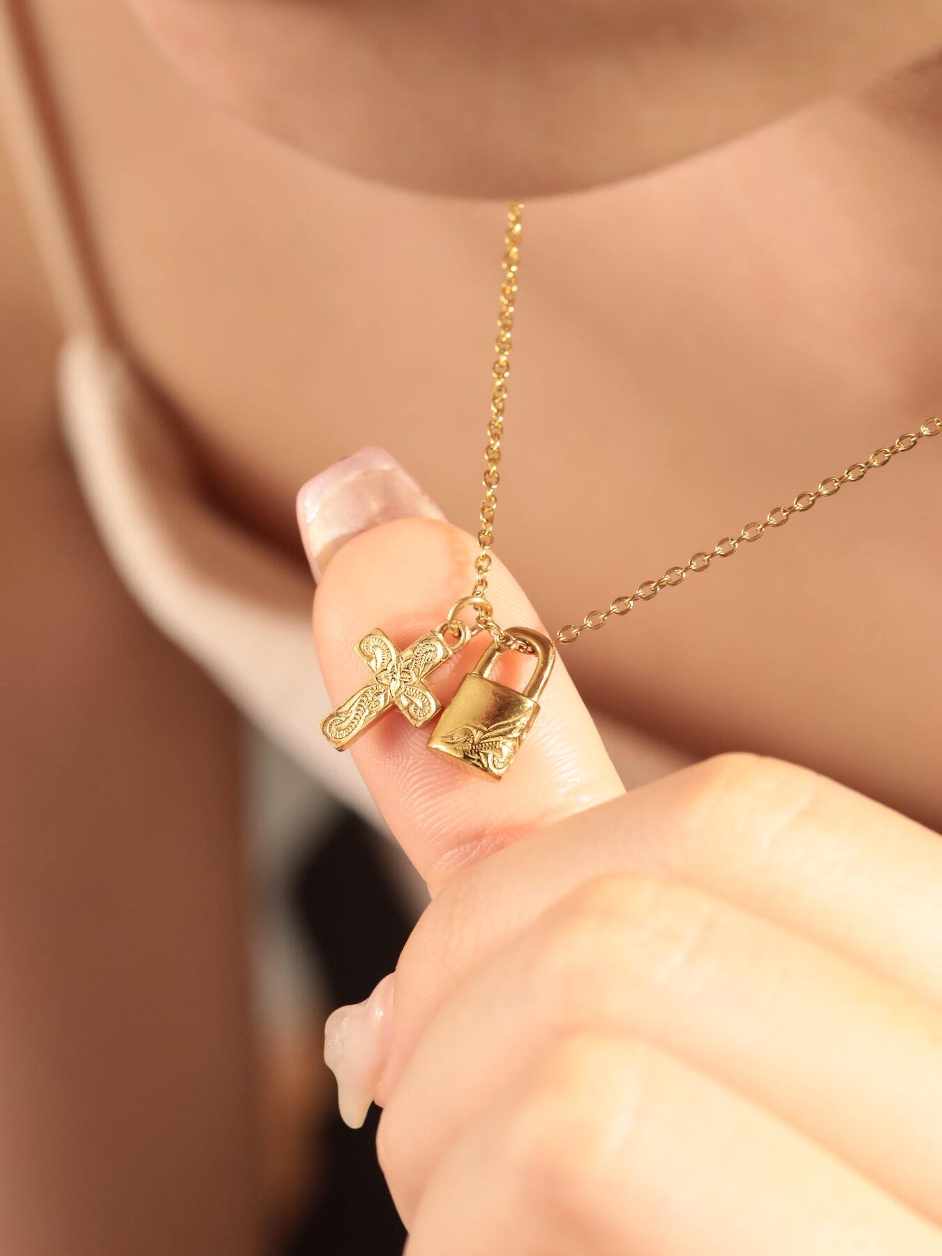 316L hawaiian padlock & cross necklace #n76 | rani