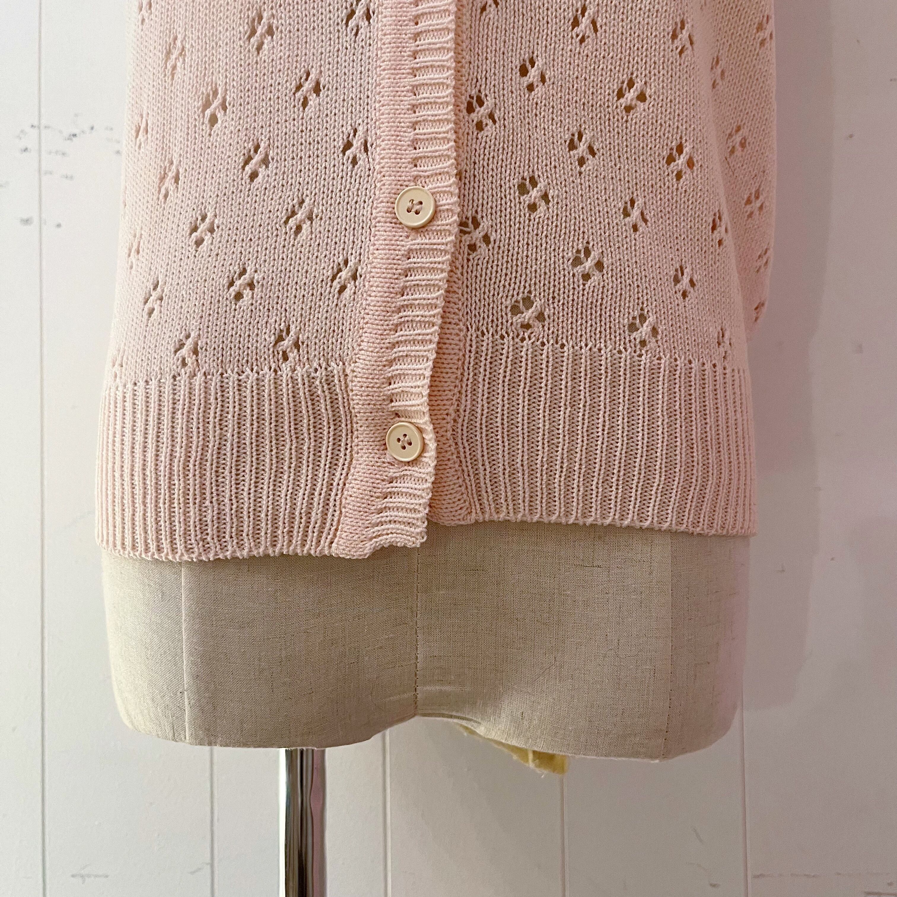 centripetal pattern pink vest