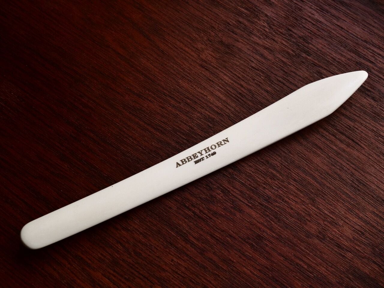 希少　英国ABBEY HORN 置物 ABBEY HORN / Twisted Leather Stick | UNION WORKS ONLINE STORE