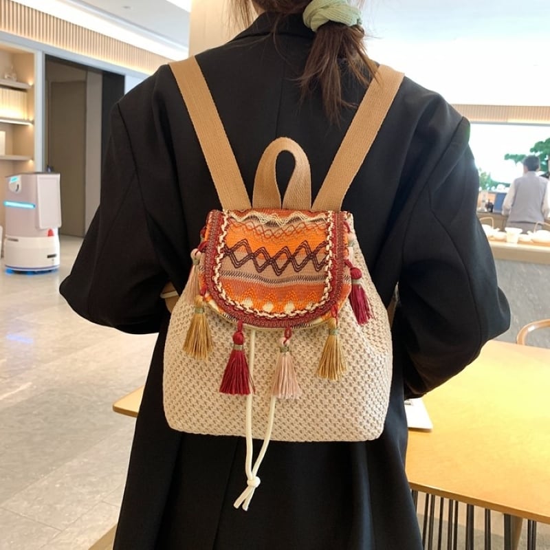 2023 新革レトロカレッジスタイルスクールバッグ，大容量牛革バックパ