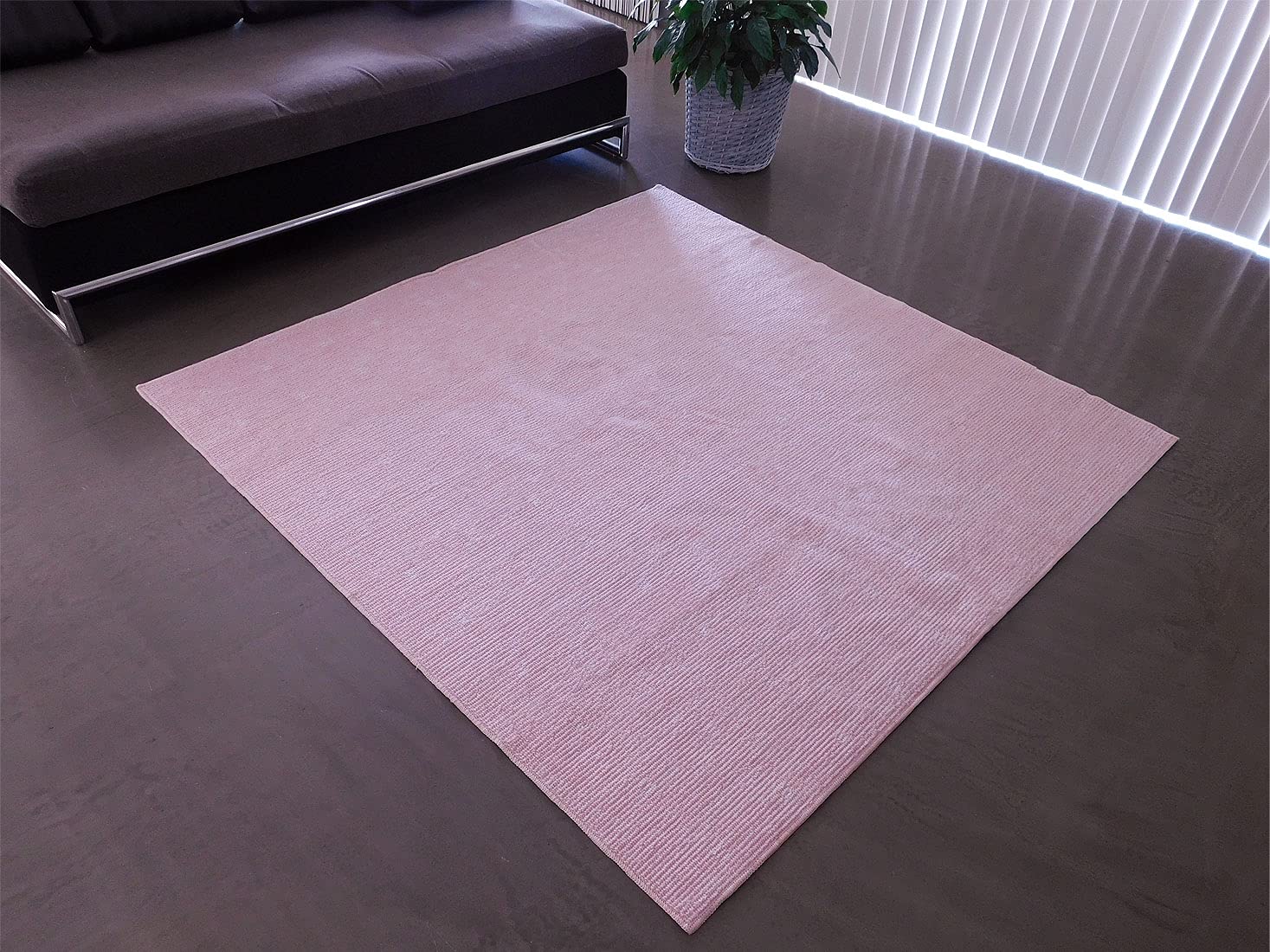 丸眞 カーペット シェルティ ラグマット 抗菌 日本製 江戸間 6畳サイズ 261×352cm 折りたたみカーペット ローズ AM2