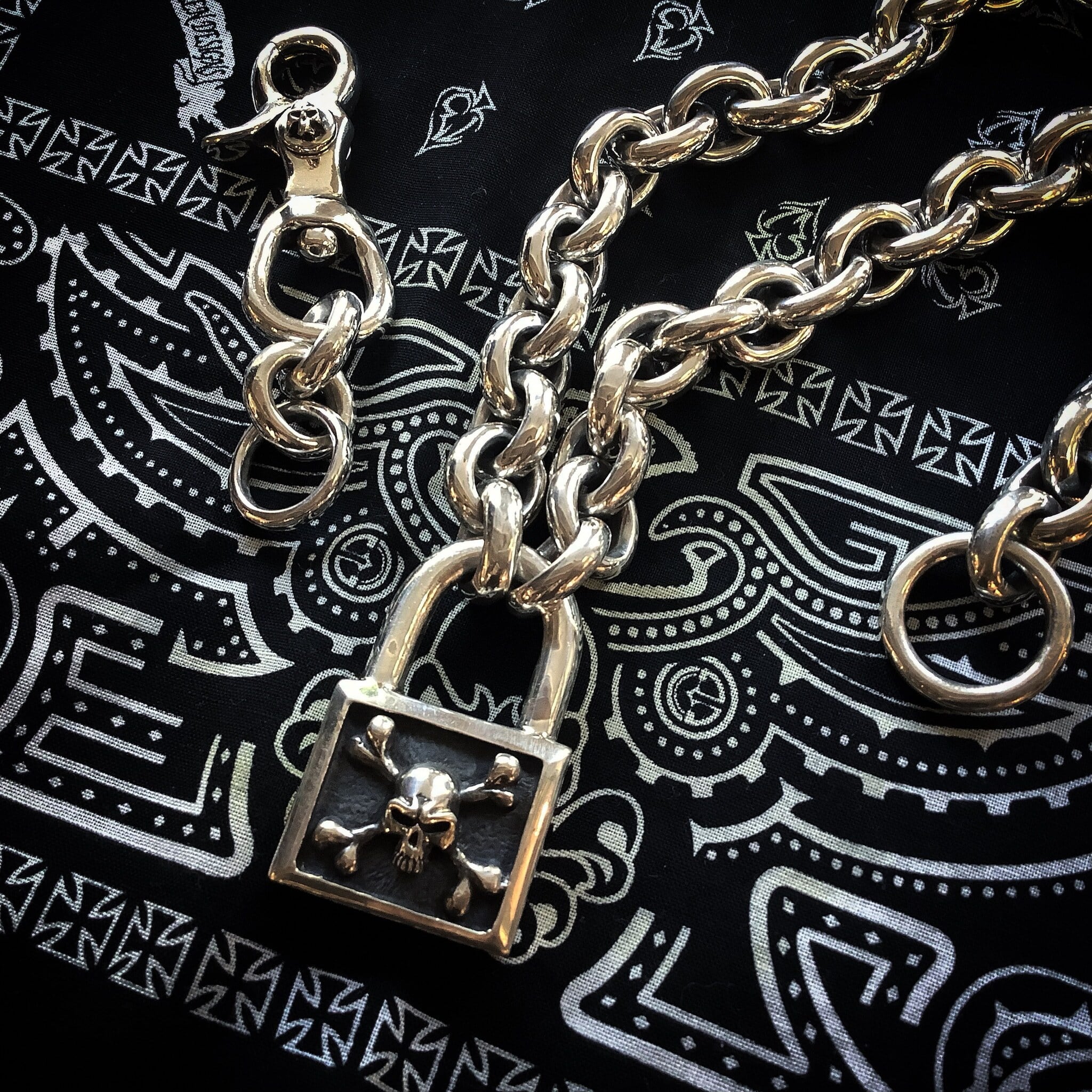 THIRTEEN DESIGNS official サーティーンデザインズ X BONE SKULL