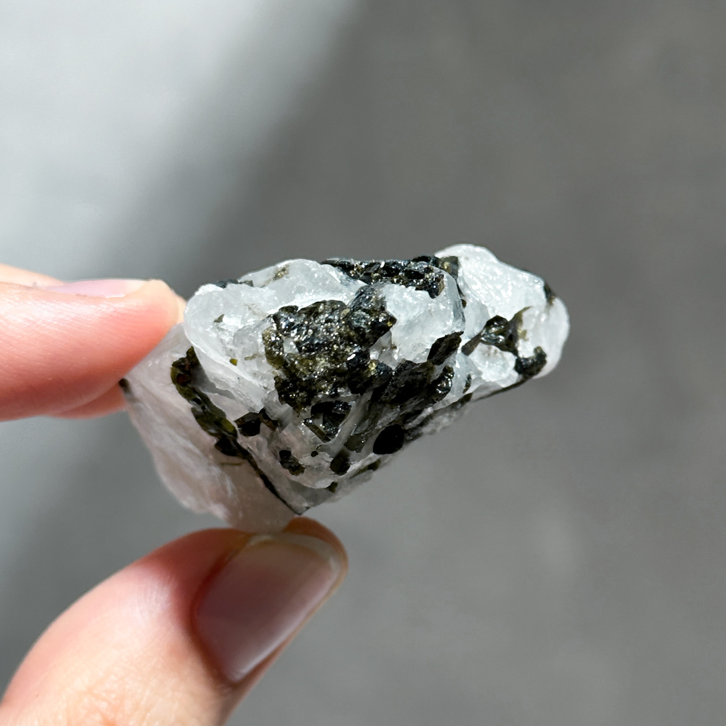 ミナスジェライス産グリーントルマリン 原石 22◇ Green Tourmaline