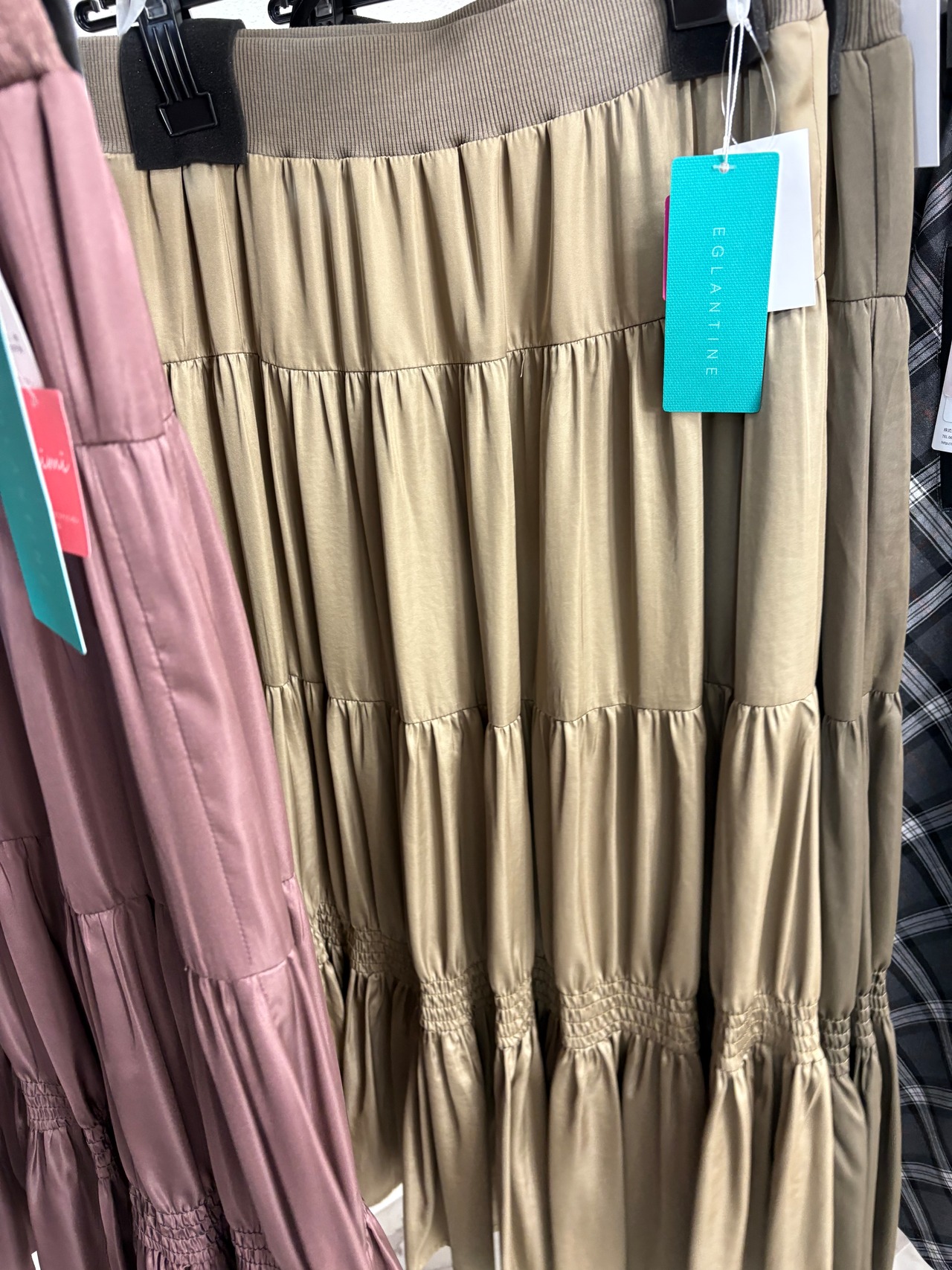 EGLANGTINE サテンティアードスカート　502043A7