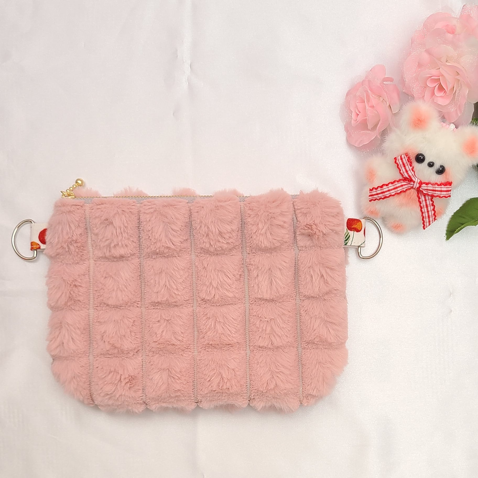メロンパンみたいなファーポーチ くすみピンク ショルダーバッグ