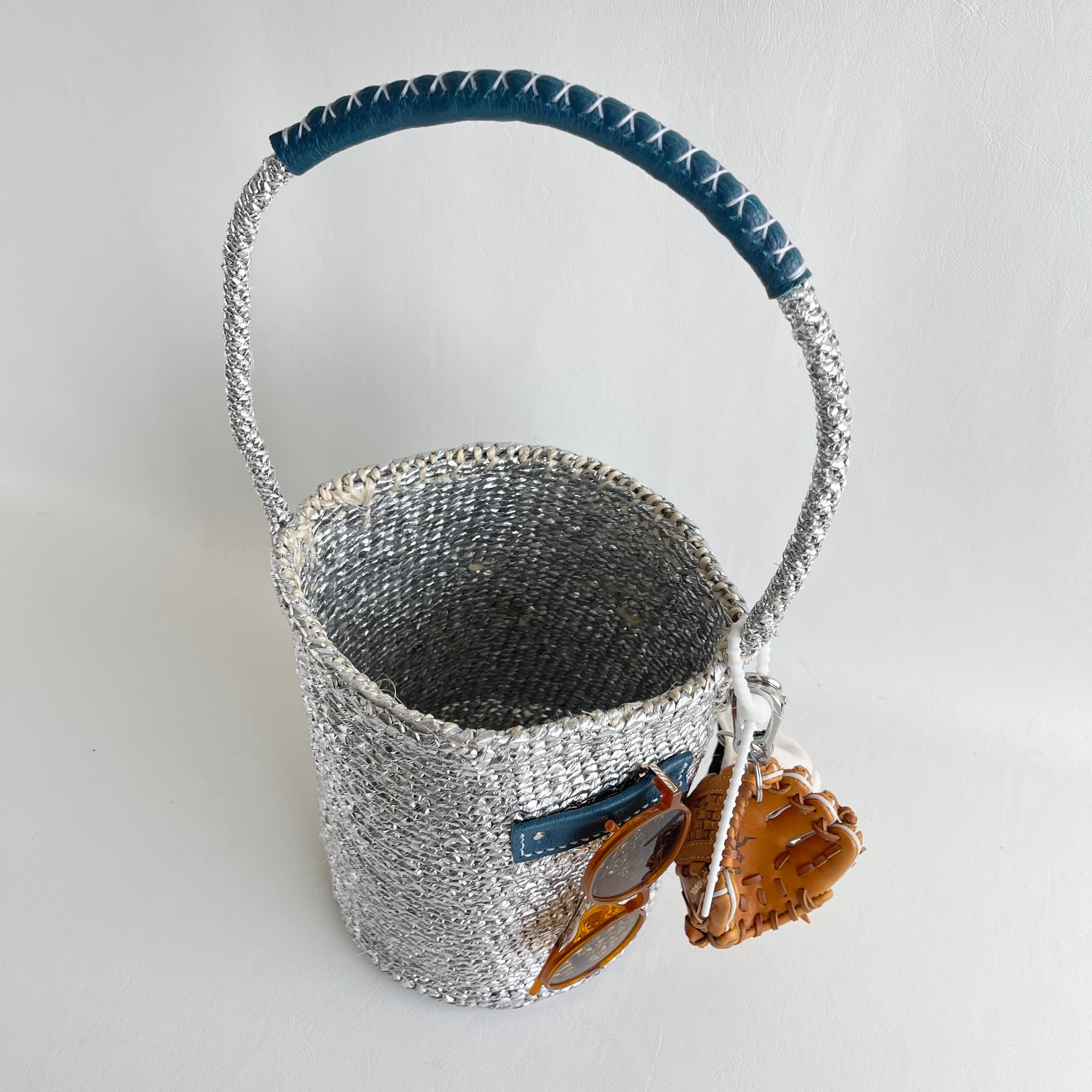 OVAL Shoulder Kago Bag / JAY BLUE HANDLE / メガネホルダー付