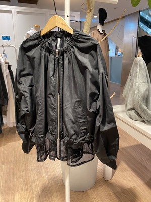 メッシュレーヤードブルゾン［Color:ブラック］