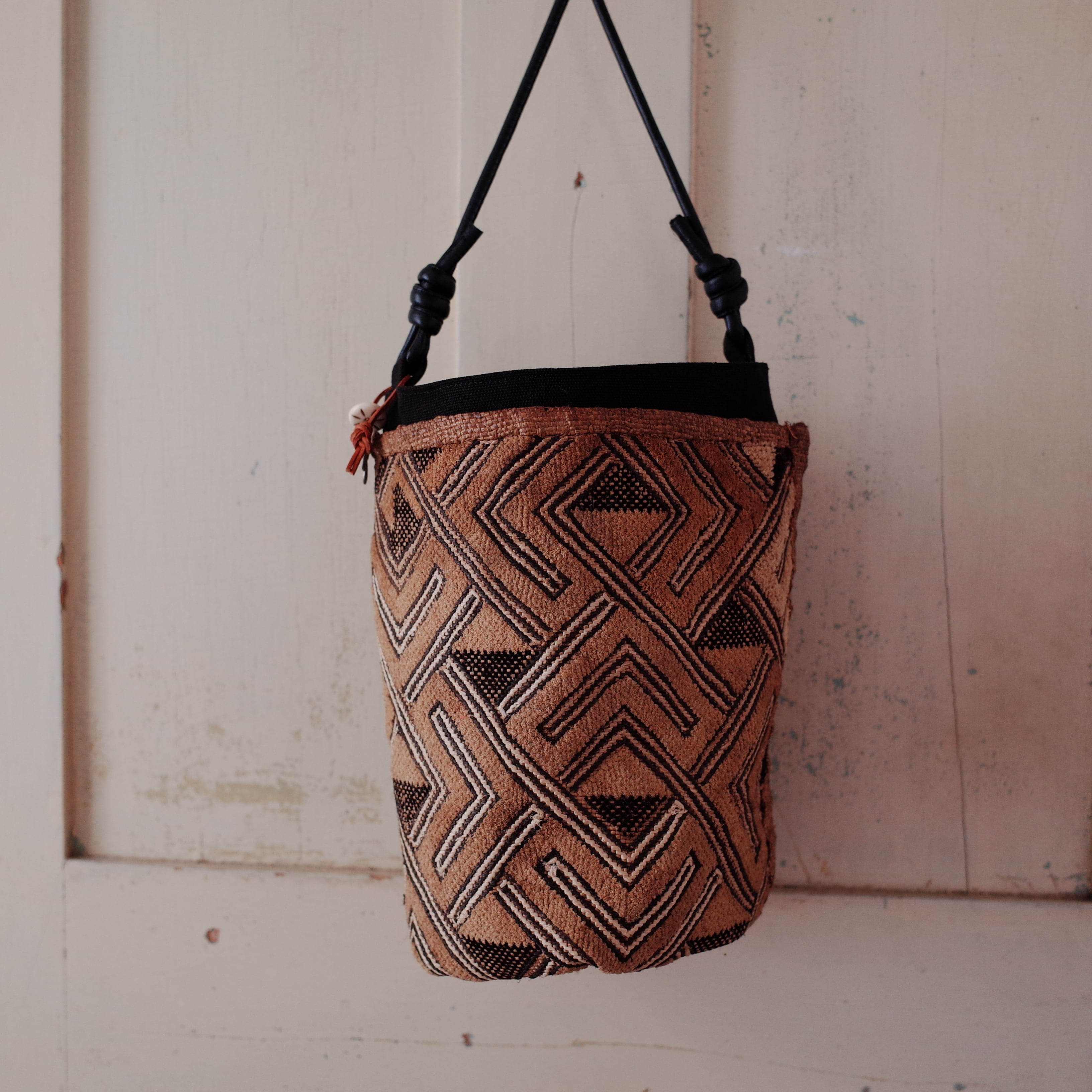 コンゴ民主共和国 手刺繍クバクロス ショルダーバッグ 大 | コレリ