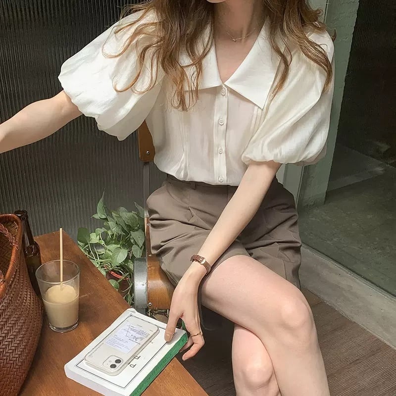 甘めナチュラル セットで可愛い シャツ ハーフパンツ 2点セット セットアップ ラテカラー ボリュームスリーブ パフスリーブ マルチカラー ショート パンツ センタープレス キレイめ フェミニン Lamitte Deco トレンド 韓国ファッション ショップ Base店