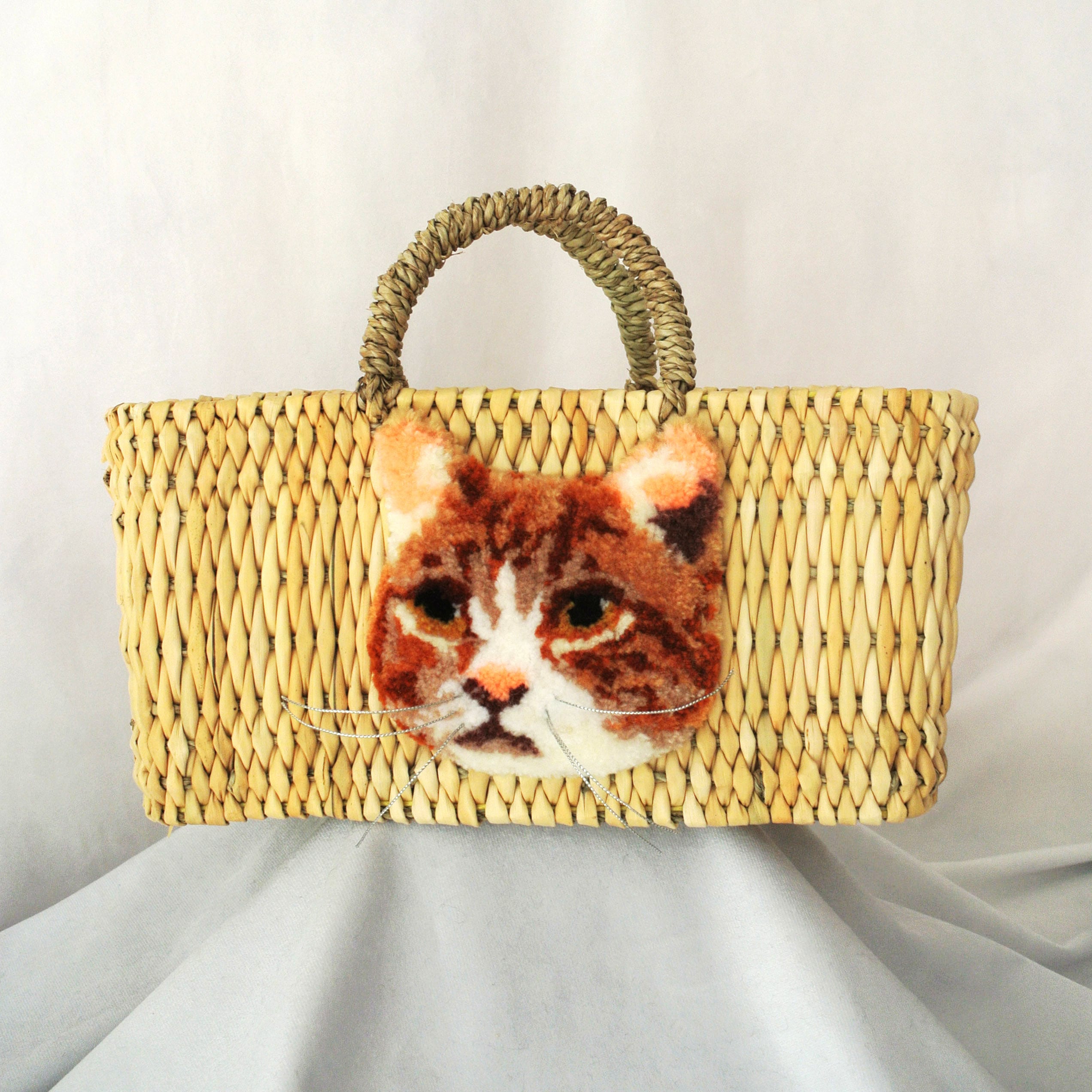 Cat face カゴ　水草ver.　茶白　Small