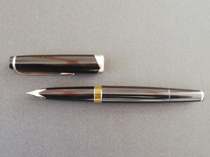 '60s　モンブラン マイスターシュテュック Ｎｏ １２　MONTBLANC MEISTERSTUCK No 12　（細字）　18K　　　　　02169